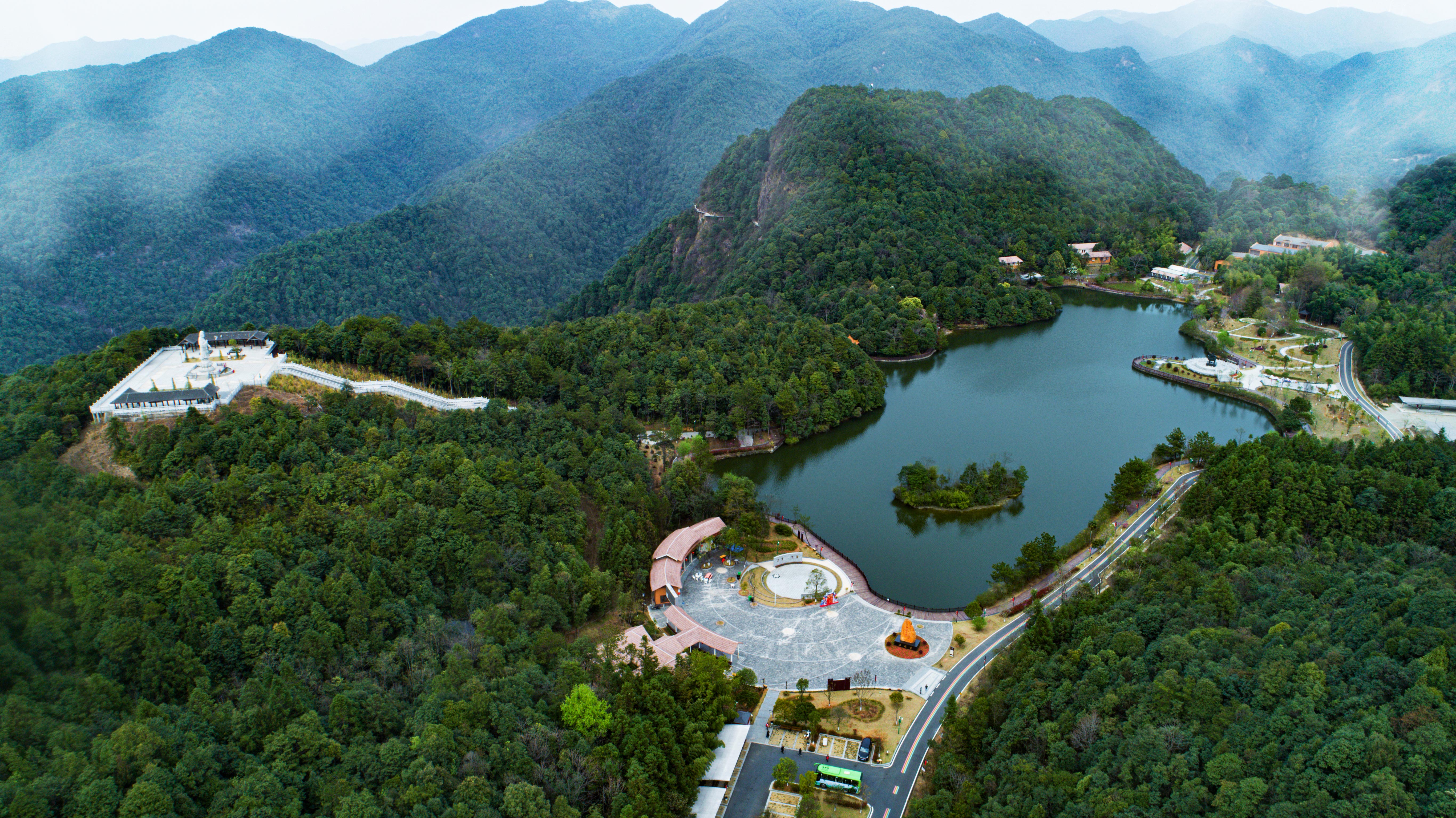 三百山風(fēng)景區(qū)創(chuàng)5A級(jí)旅游景區(qū)園林景觀類設(shè)計(jì)項(xiàng)目工程